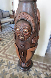 Pepe’s leather-sculptures