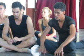 En Dedans Dance Company