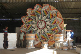 El Carmen carrozas (float) workshop