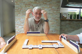 Dominos at Club Melen