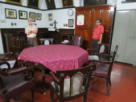 Where Warren Hastings Conducted Secret Meetings