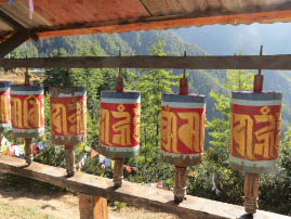 Hike to Tiger's Nest