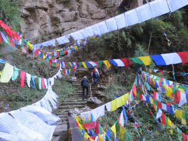Hike to Tiger's Nest