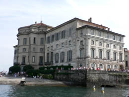 Borromean Palace