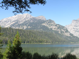 Mitad del Mundo monument