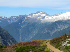 Cascade Pass Trail