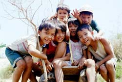 Kids Near Mi Lai